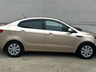 KIA Rio foto 4