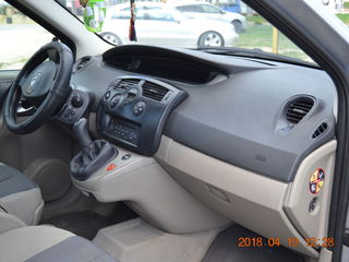 Renault Scenic foto 3