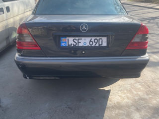 Mercedes C-Class