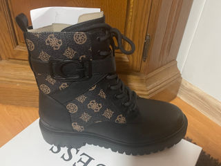 Botine Guess mărime 38