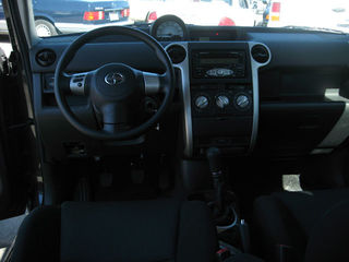 Toyota Scion foto 3