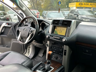 Toyota Land Cruiser Prado foto 10