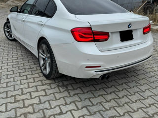 BMW 3 Series foto 5