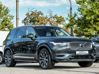 Volvo XC90 foto 1