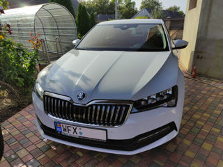 Skoda Superb foto 1