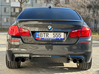 BMW 5 Series foto 7