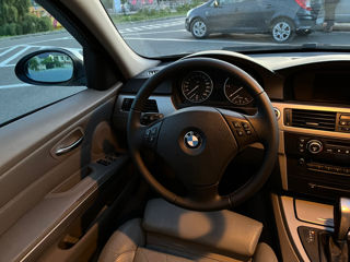 BMW 3 Series foto 9