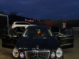 Mercedes E-Class foto 4