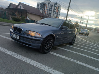 BMW 3 Series foto 4