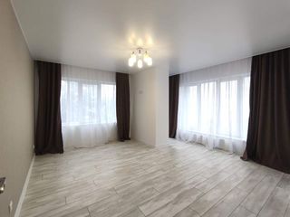 Apartament cu 3 odăi Bloc nou Miorita foto 1