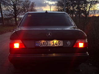 Mercedes E-Class foto 4