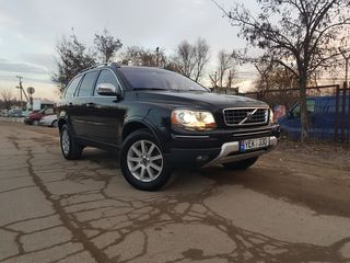 Volvo XC90 foto 1