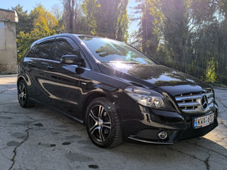 Mercedes B-Class