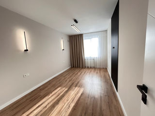 Apartament cu 2 camere, 73 m², Buiucani, Chișinău foto 5