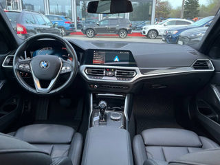 BMW 3 Series foto 8