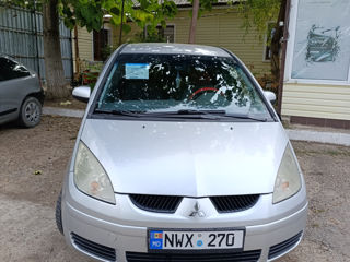 Mitsubishi Colt foto 10