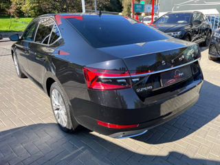 Skoda Superb foto 4