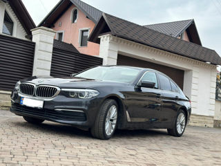 BMW 5 Series foto 2