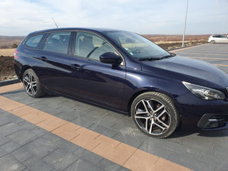 Peugeot 308 foto 3