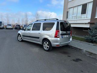 Dacia Logan foto 2