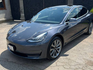 Tesla Model 3 foto 5