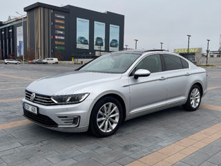 Volkswagen Passat foto 2