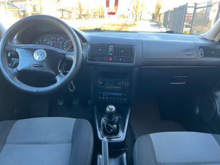 Volkswagen Golf foto 9