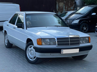 Mercedes 190 foto 4