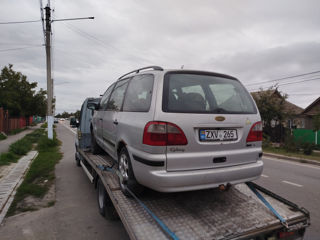 Ford Galaxy foto 2