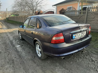 Opel Vectra foto 2