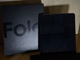 Samsung Z Fold 4. 12/256 foto 3