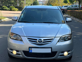 Mazda 3 foto 2