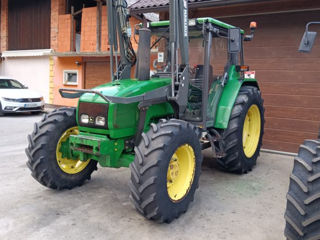 John Deere 3310 + Incarcator Frontal Mailleux MX 100