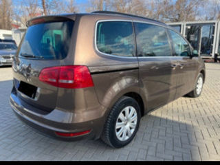 Volkswagen Sharan foto 3