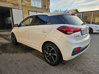 Hyundai i20 foto 7