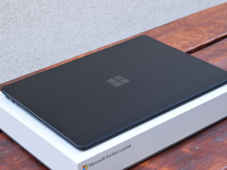 Microsoft Surface Laptop 2/ Core I5 8250U/ 8Gb Ram/ 256Gb SSD/ 13.3" PixelSense Touch!!! foto 12