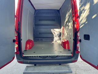 Volkswagen CRAFTER 7 LOCURI foto 18