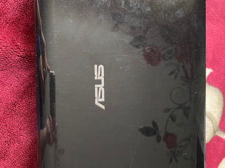 ASUS