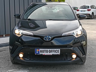 Toyota C-HR foto 2