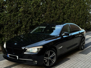 BMW 7 Series foto 4