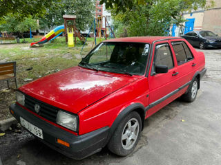 Volkswagen Jetta foto 1