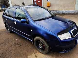 Skoda Fabia foto 2