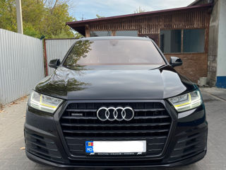 Audi Q7 foto 2