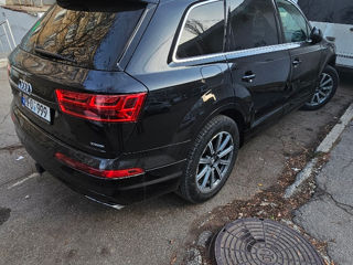 Audi Q7 foto 10