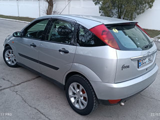 Ford Focus foto 2