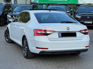 Skoda Superb foto 5