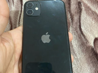 se vinde iphone 11 foto 6