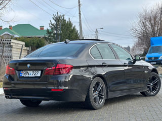 BMW 5 Series foto 7