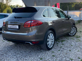 Porsche Cayenne foto 2