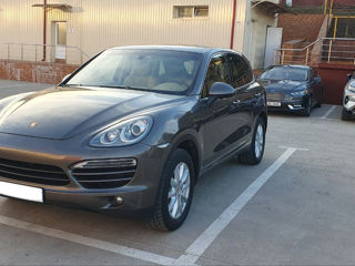 Porsche Cayenne foto 2